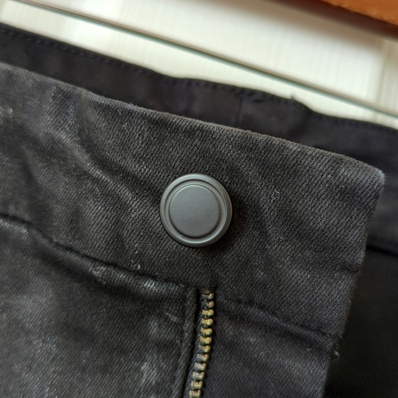 Good American Good Classic High Rise Ankle Cropped Coated Denim Jeans Black 14 - Picture 9 of 14